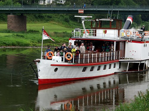 Mit dem Raddampfer auf der Weser
